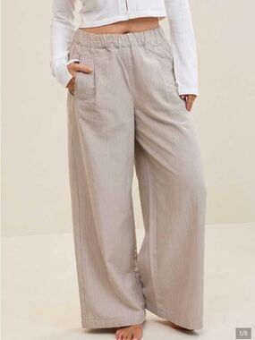 Aerie Wide Leg Beige Pinstripe Pants
